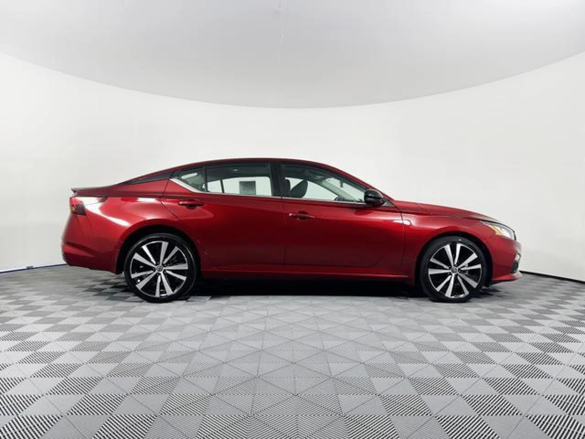 2020 Nissan Altima SR Intelligent AWD