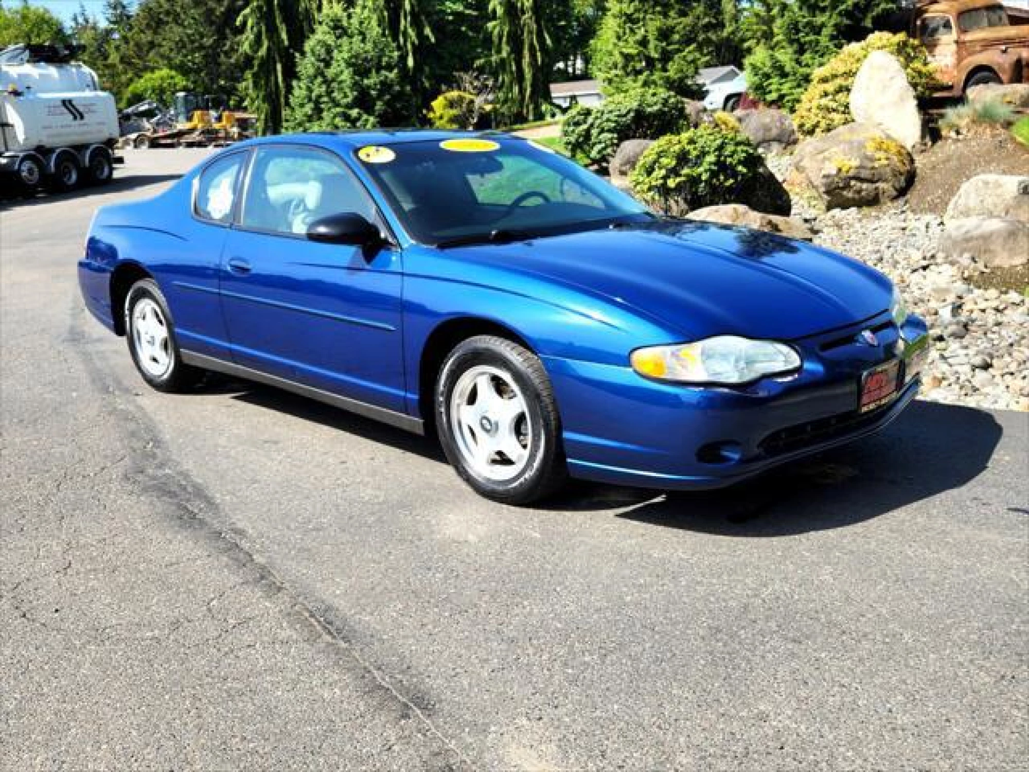 2004 Chevrolet Monte Carlo 2dr Cpe LS
