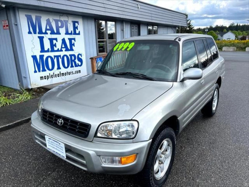 2000 Toyota RAV4 Base