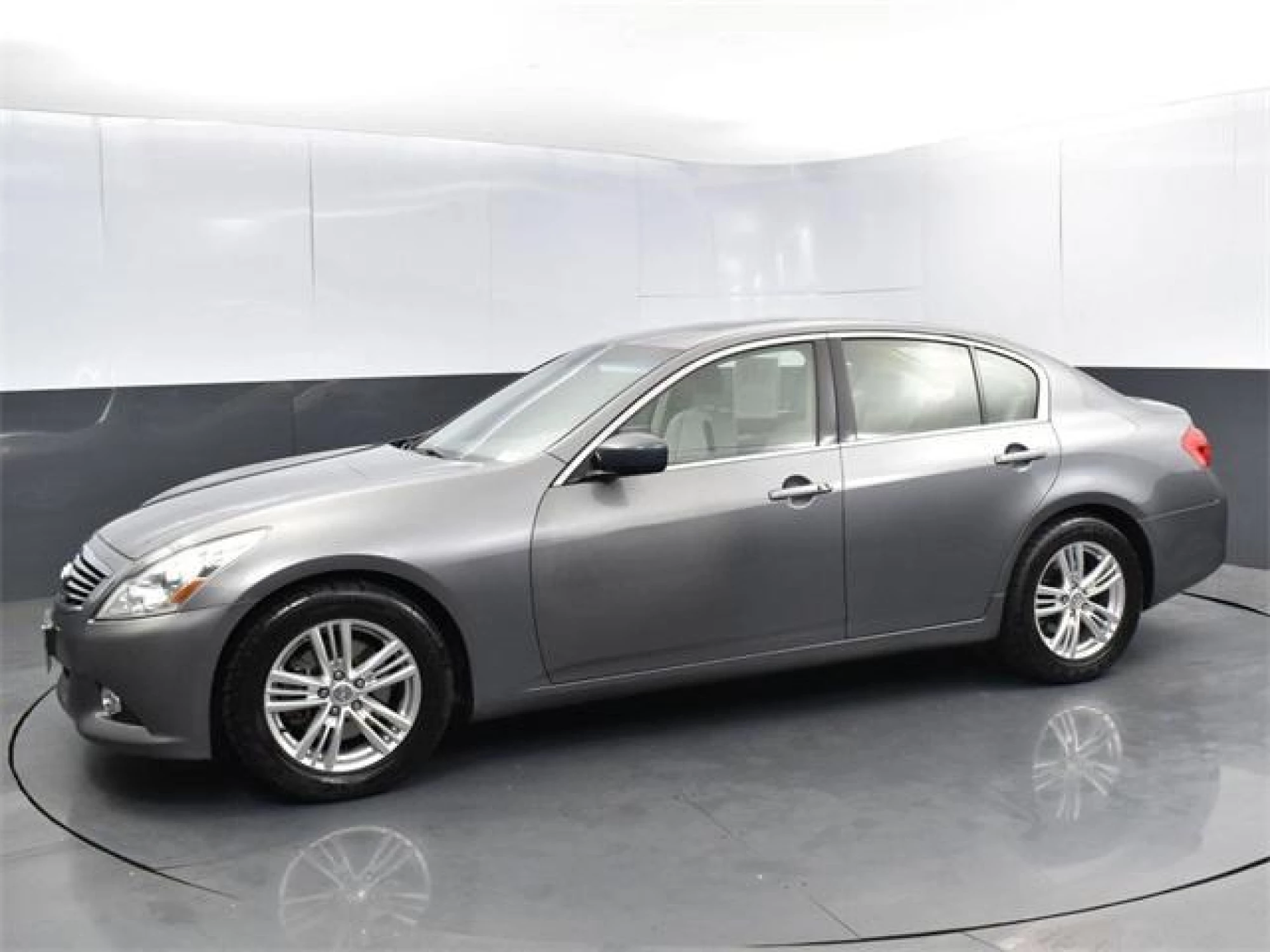 2010 INFINITI G37 Journey