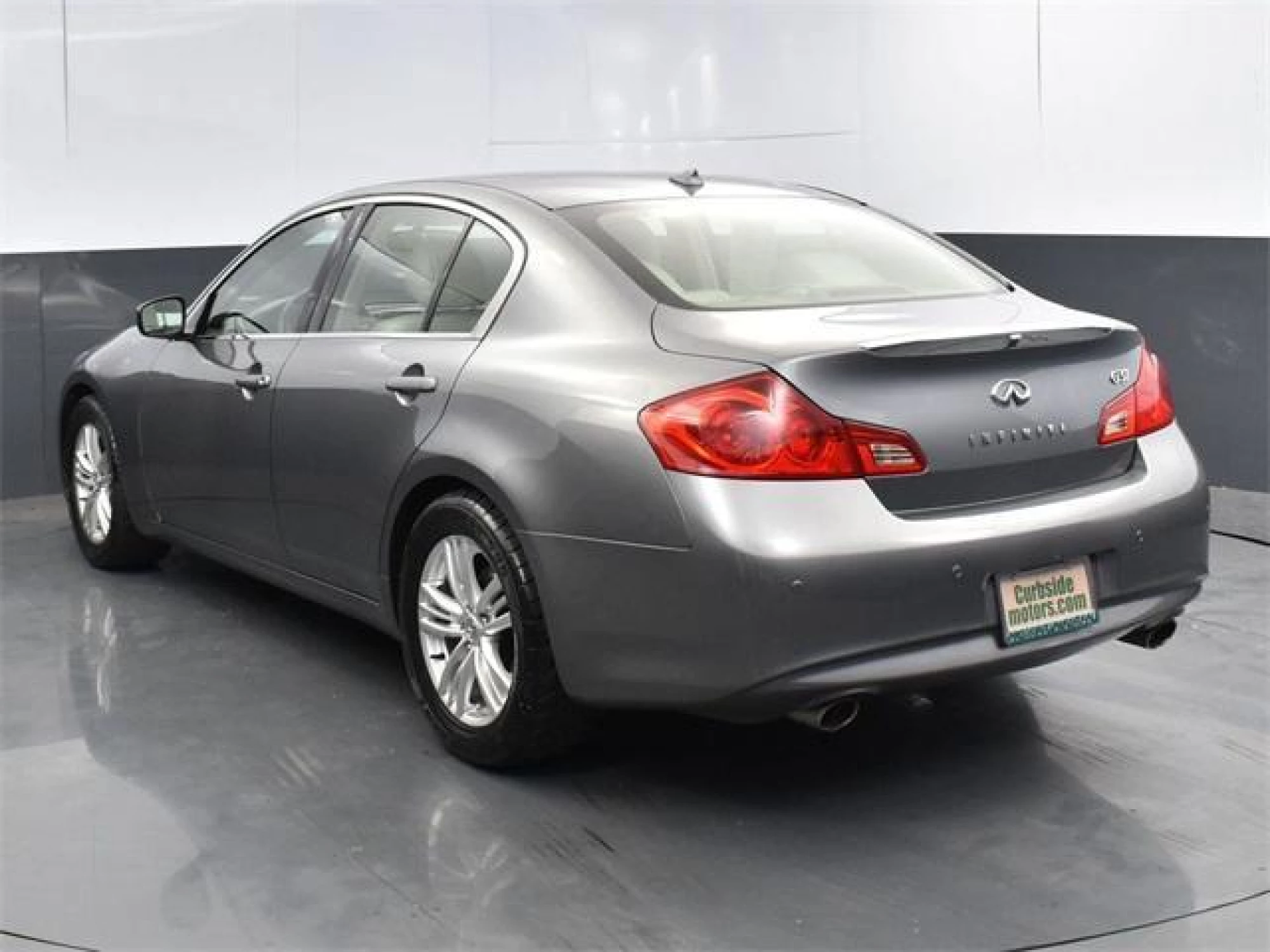 2010 INFINITI G37 Journey