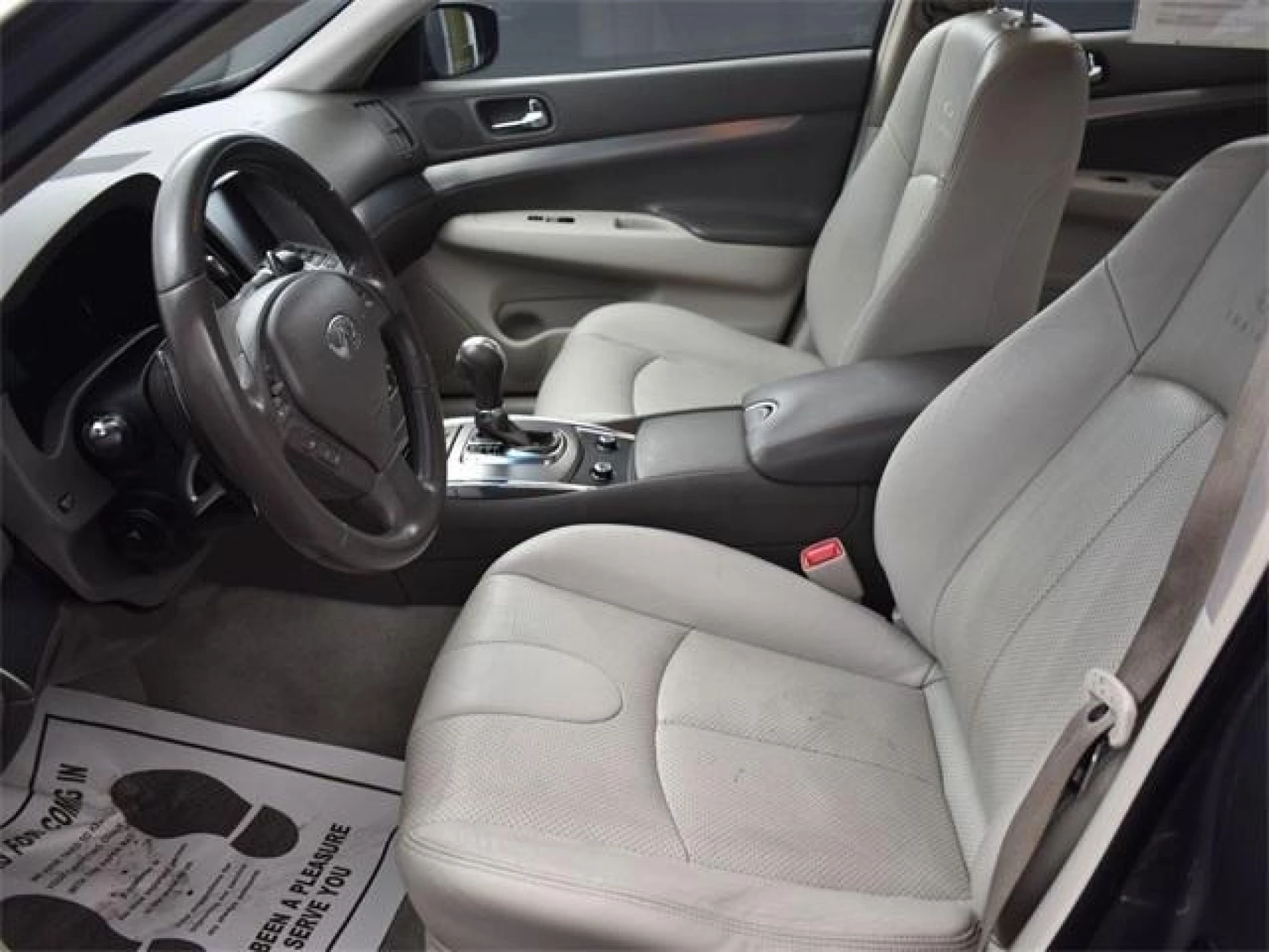 2010 INFINITI G37 Journey