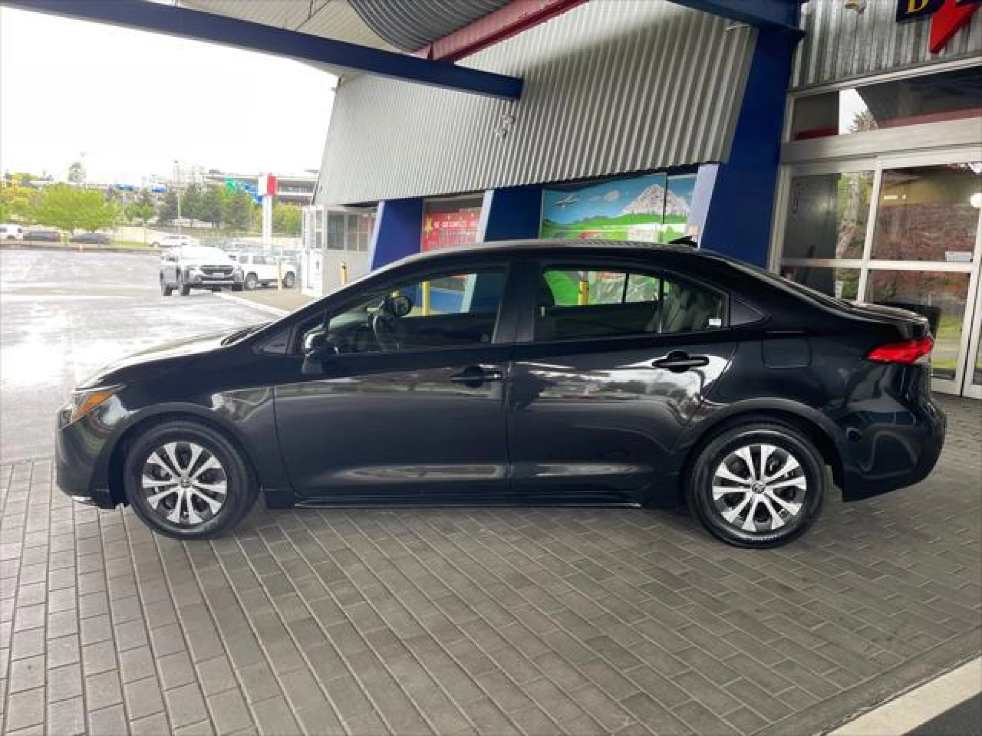 2022 Toyota Corolla Hybrid LE