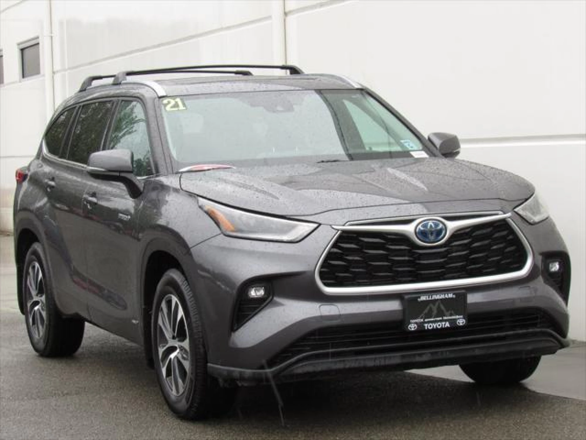 2021 Toyota Highlander Hybrid XLE