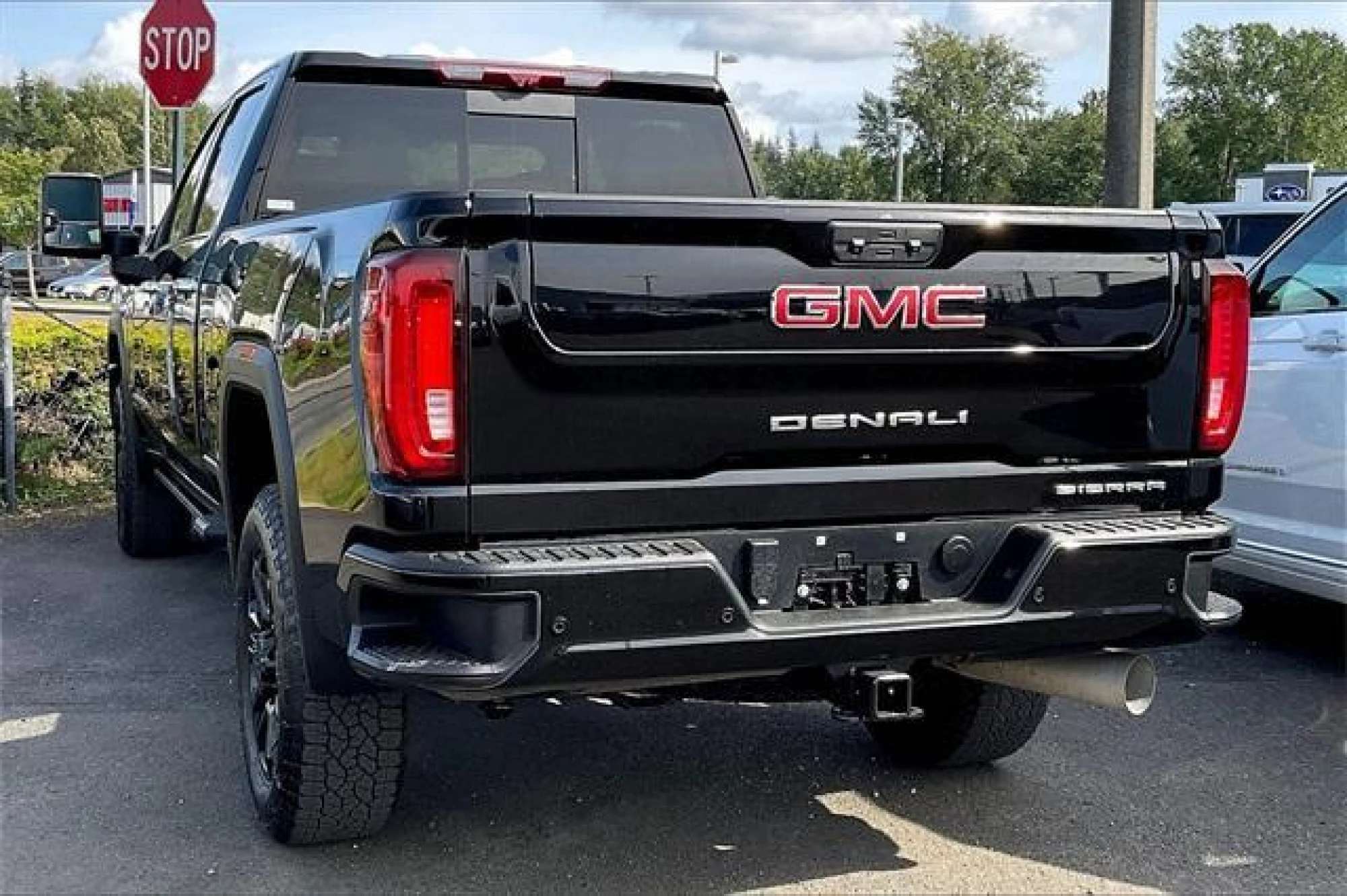 2023 GMC Sierra 3500 Denali