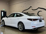 2022 Lexus ES 350 Ultra Luxury