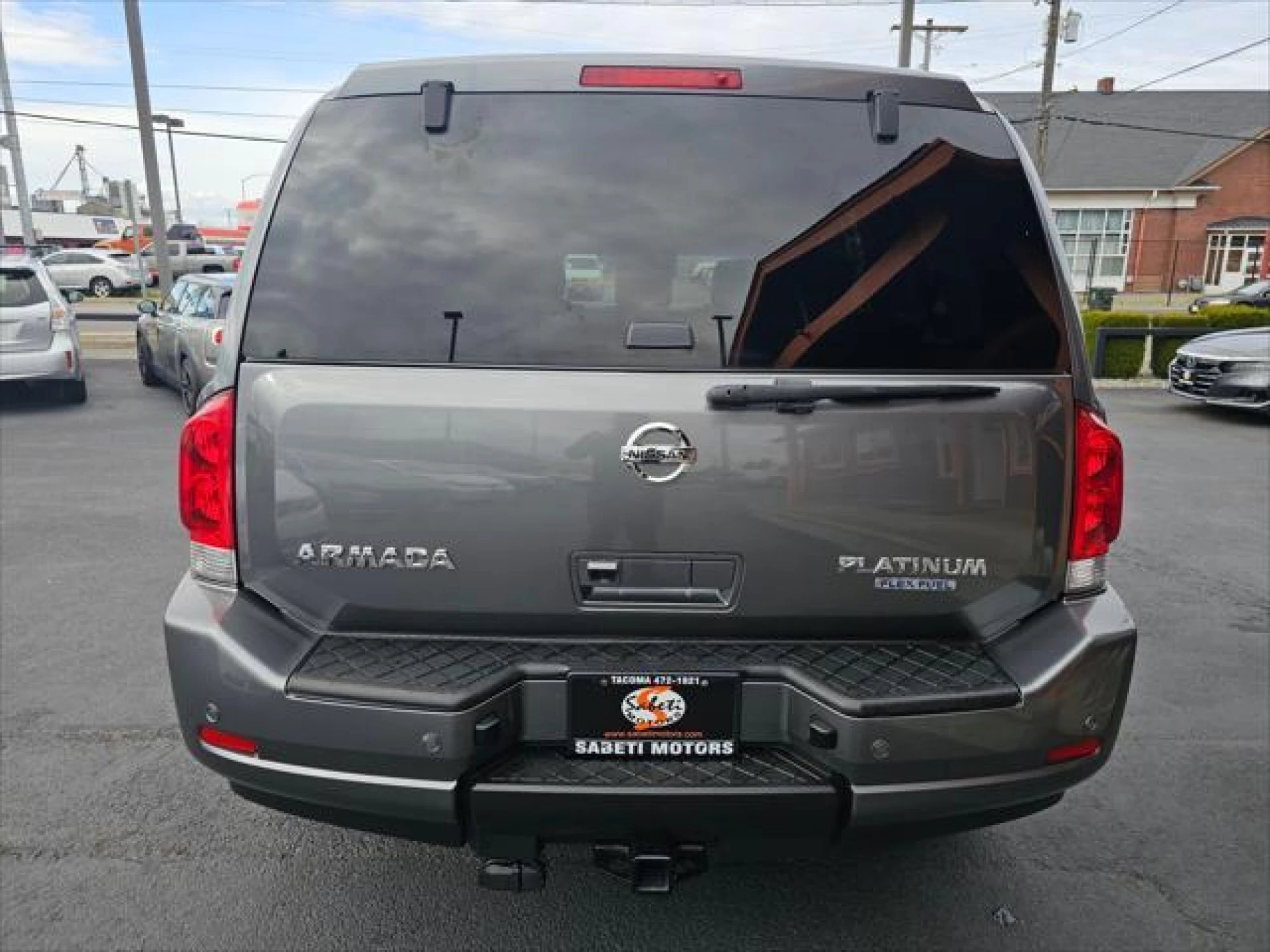 2013 Nissan Armada Platinum