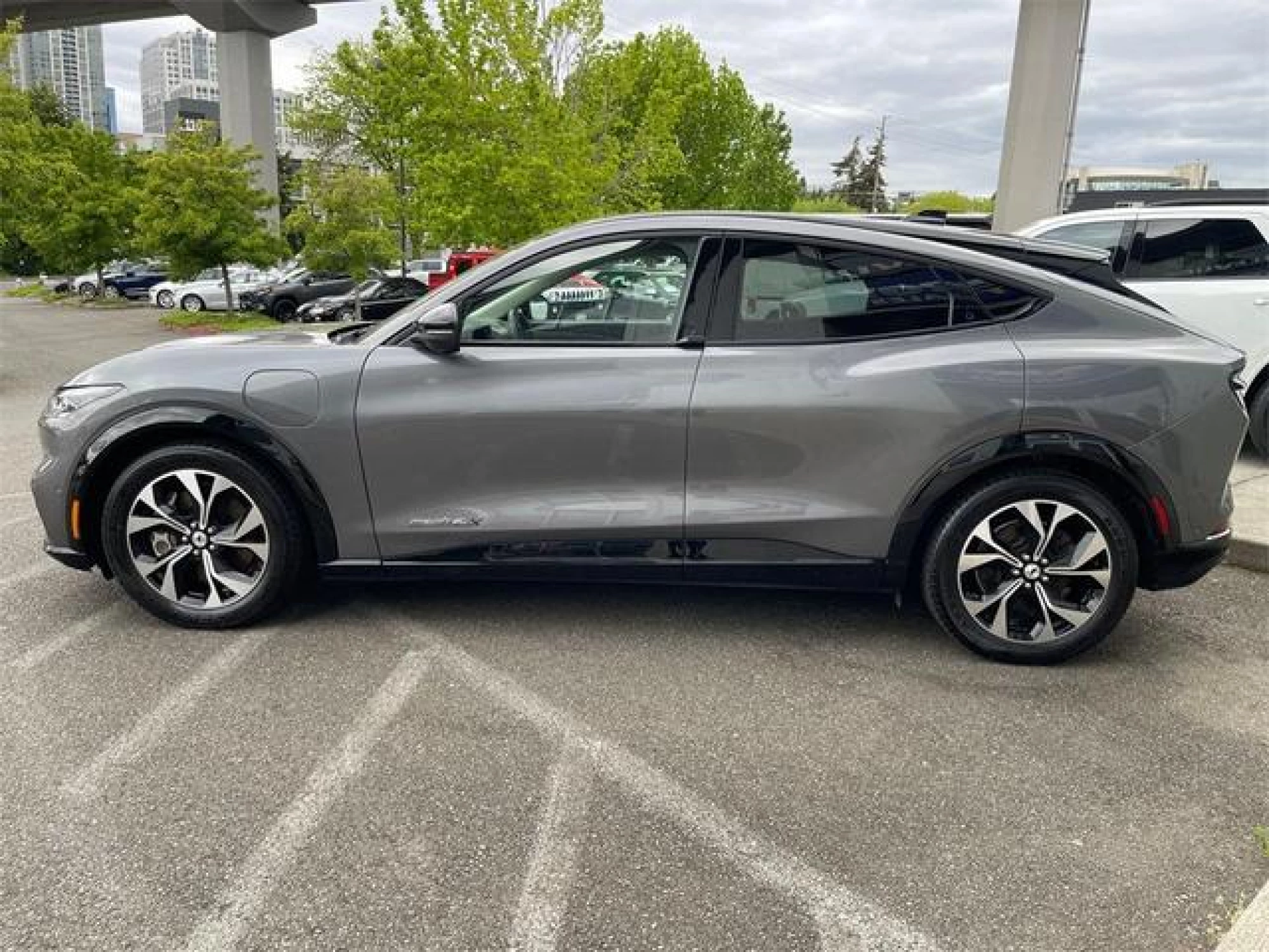 2021 Ford Mustang Mach-E Premium