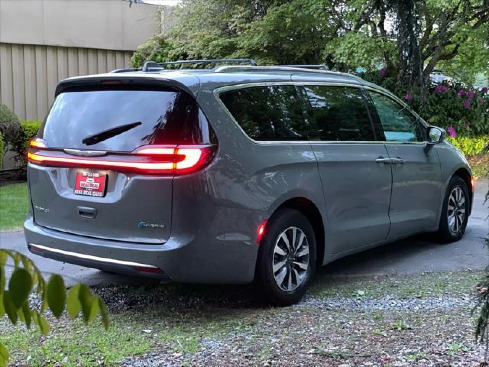 2021 Chrysler Pacifica Hybrid Touring L