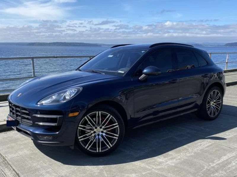 2015 Porsche Macan Turbo