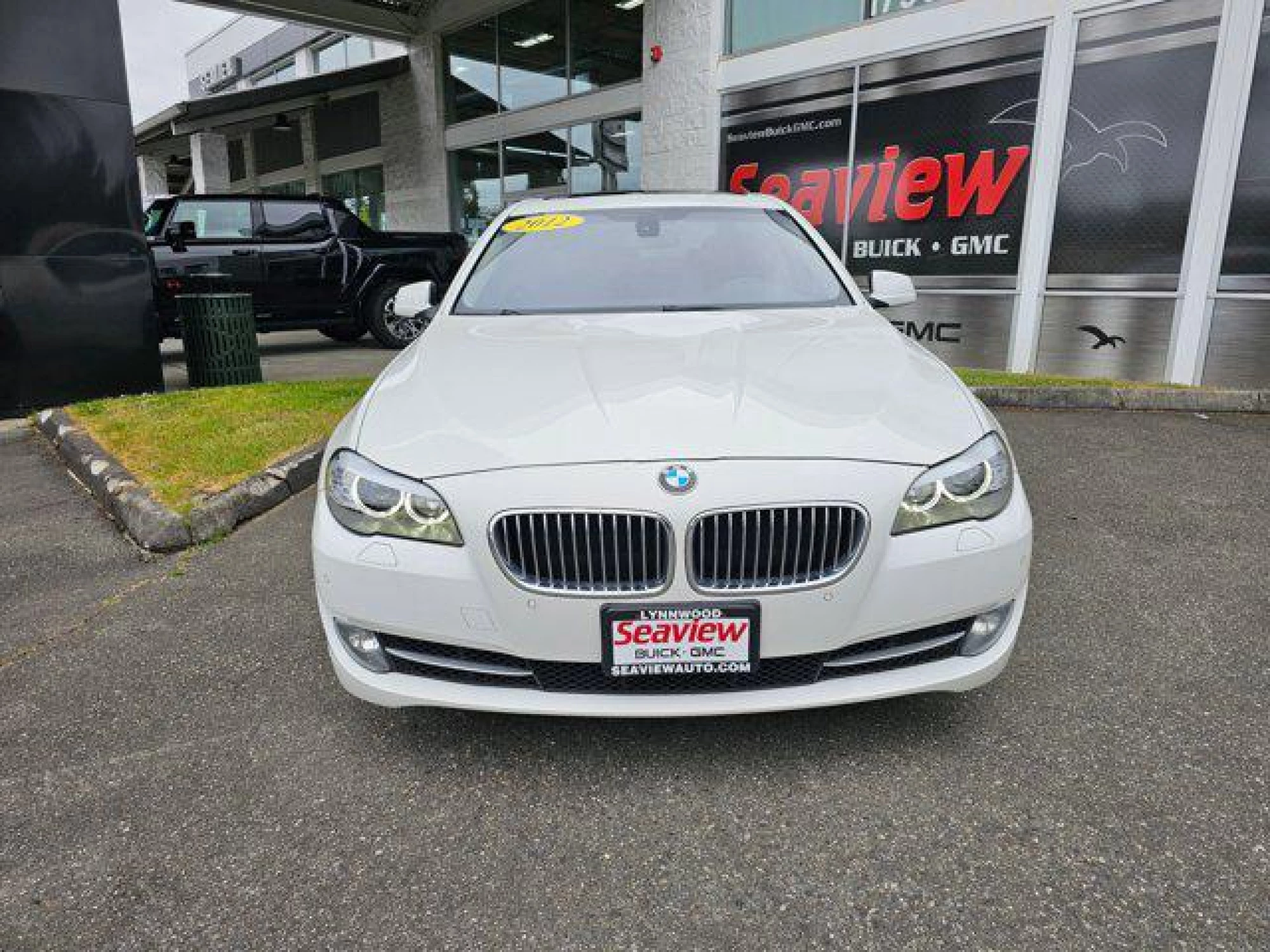 2012 BMW 528 528i