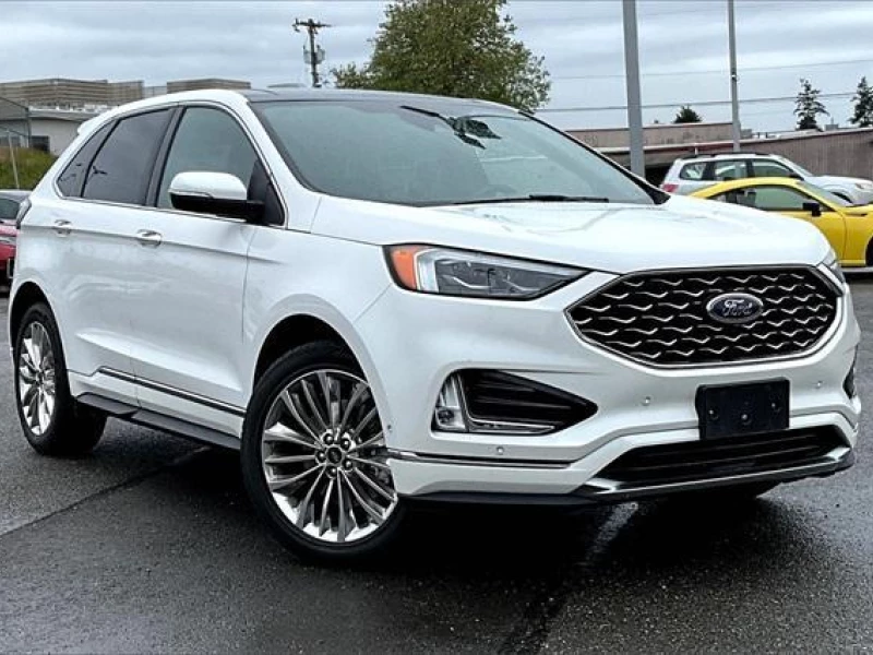 2020 Ford Edge Titanium