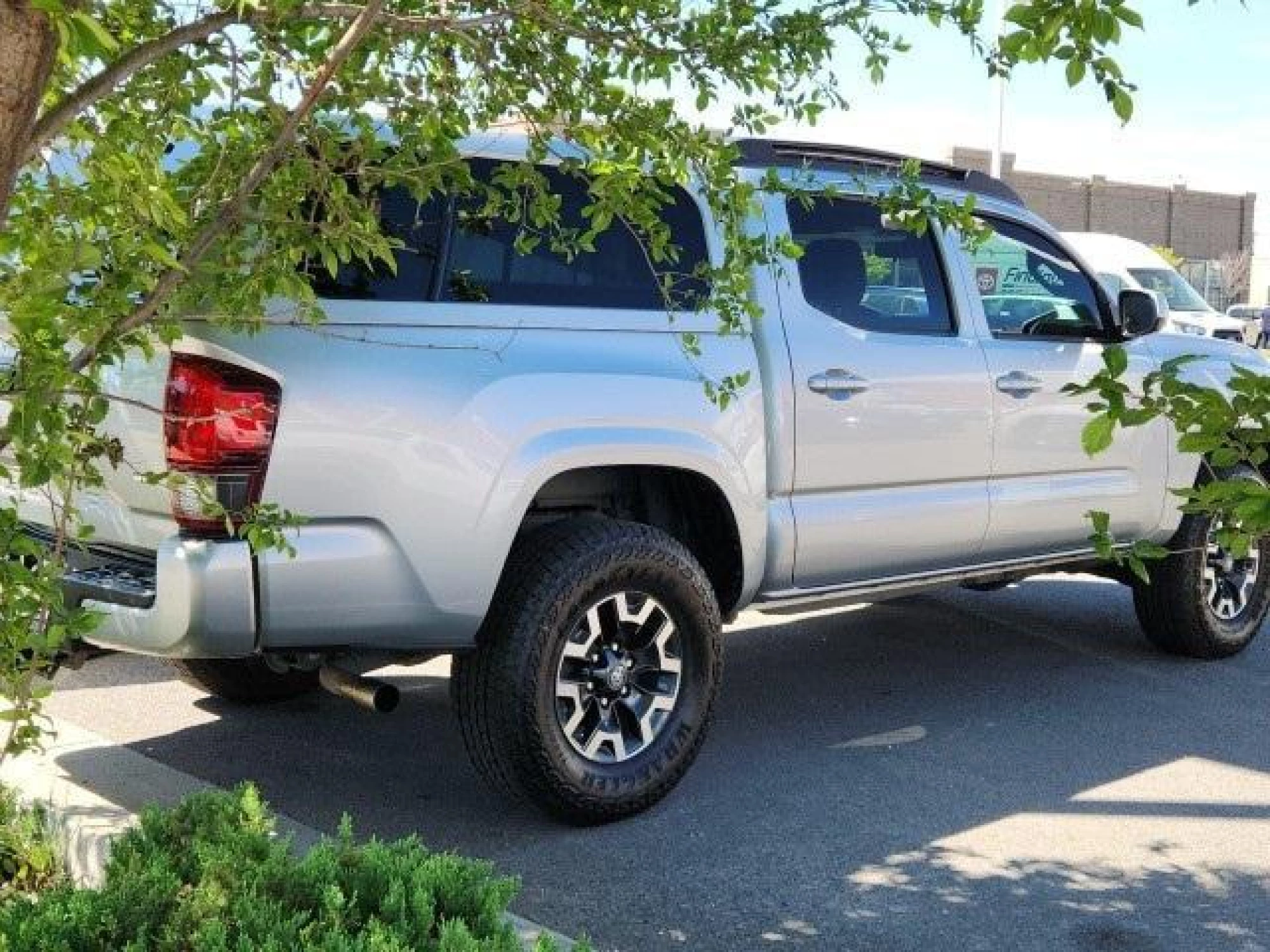 2022 Toyota Tacoma SR