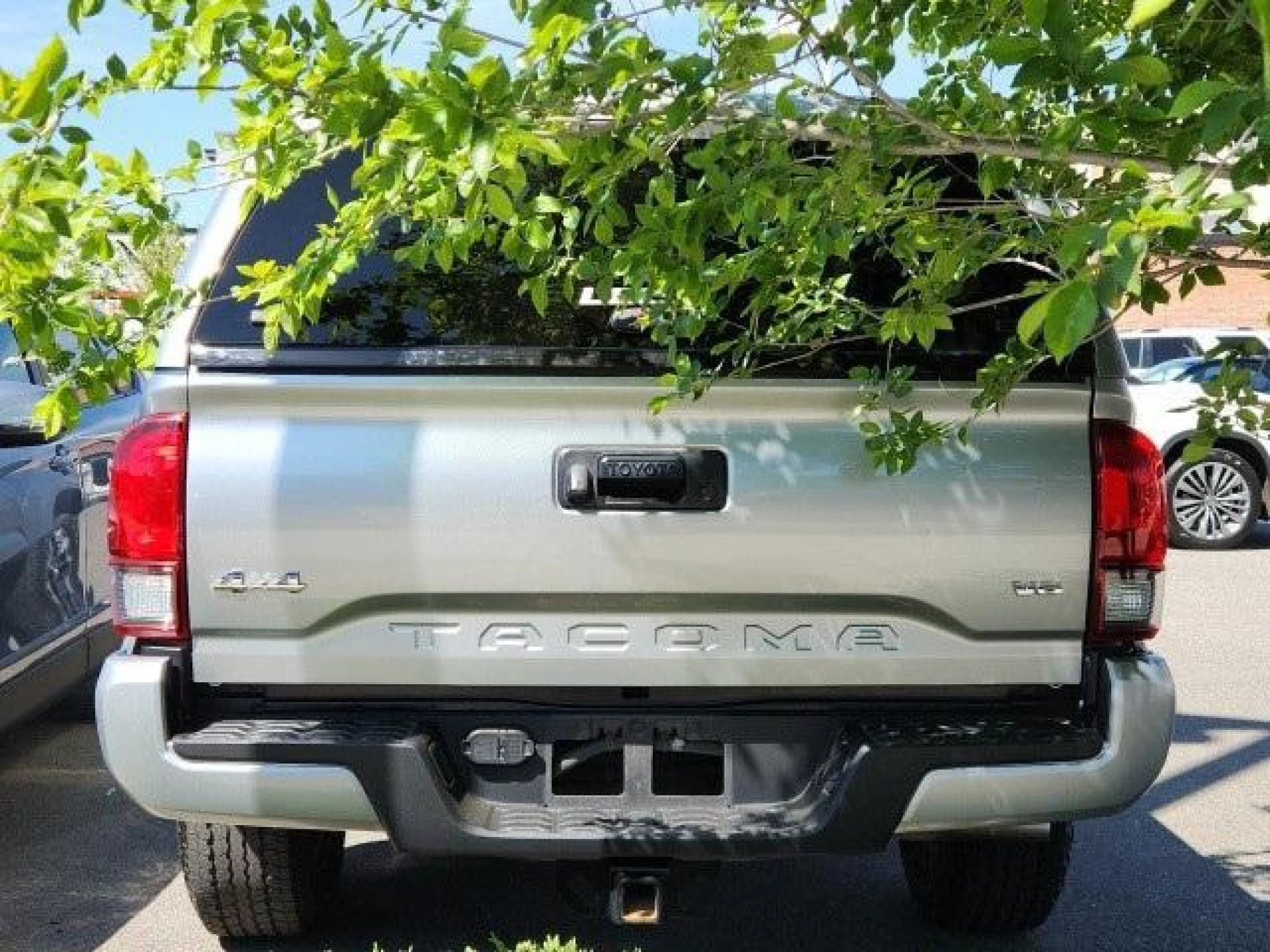 2022 Toyota Tacoma SR