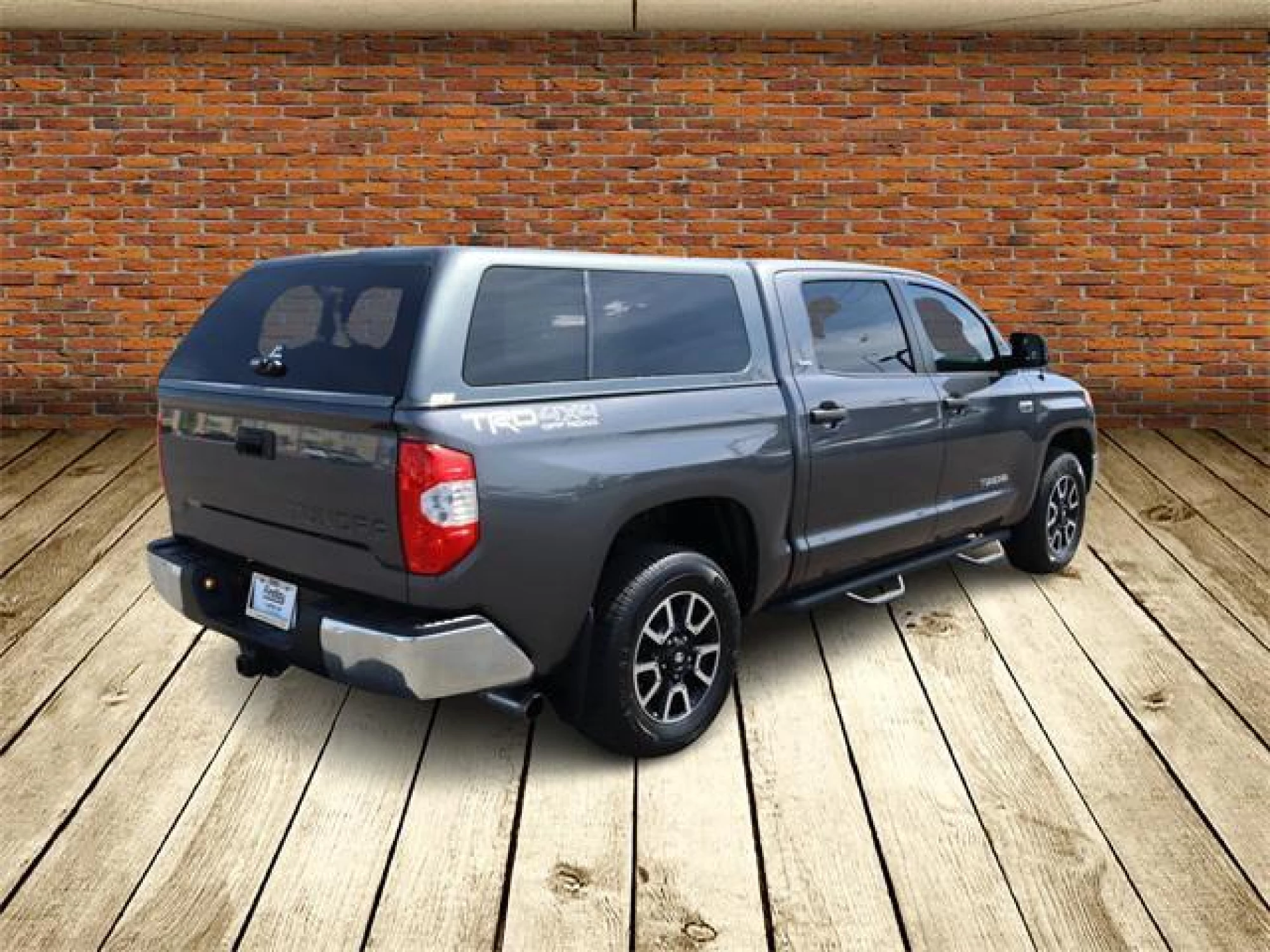 2017 Toyota Tundra SR5