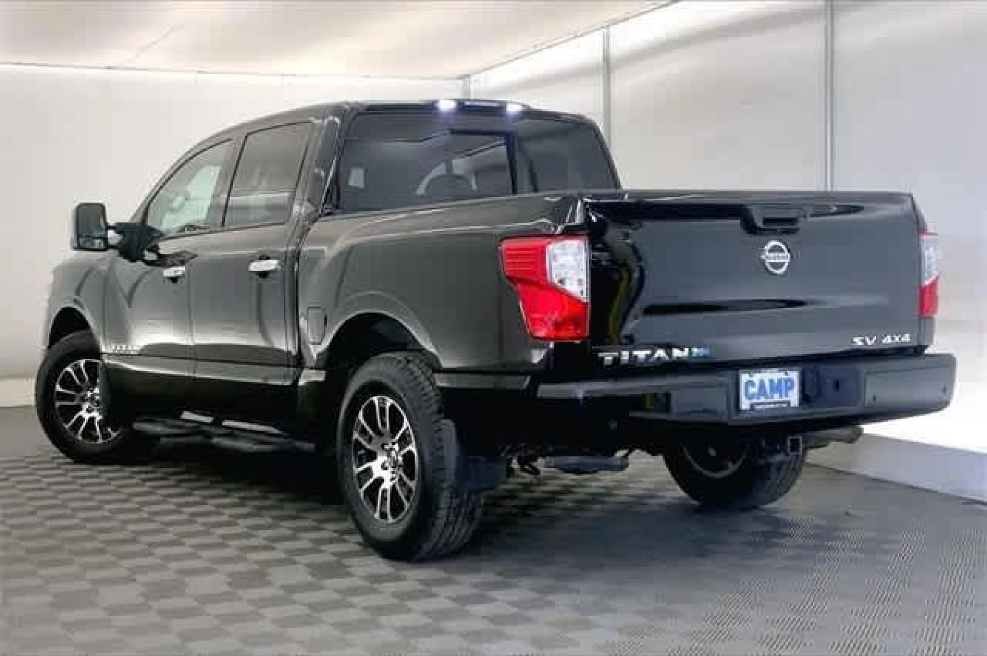 2021 Nissan Titan SV