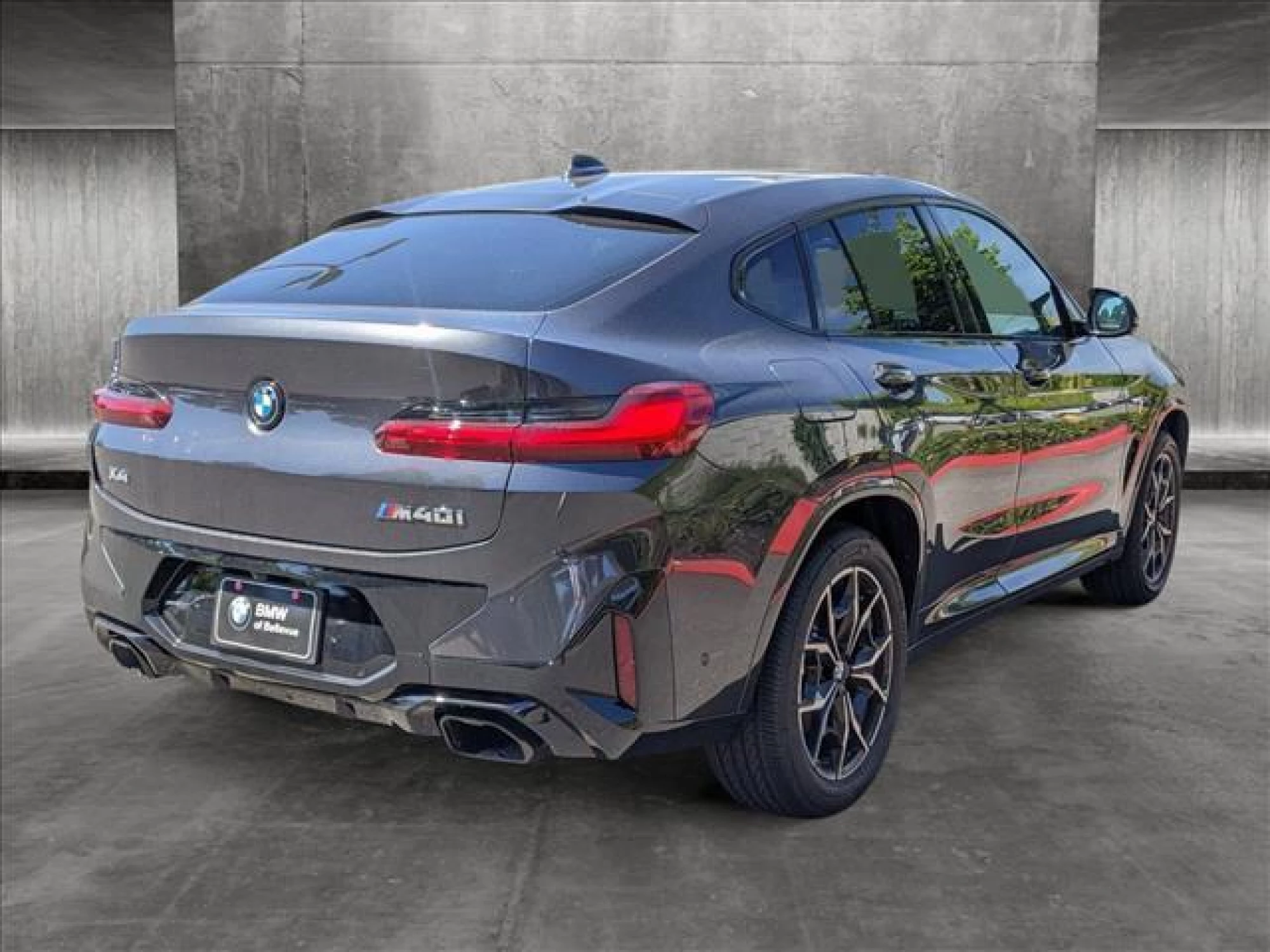 2023 BMW X4 M40i