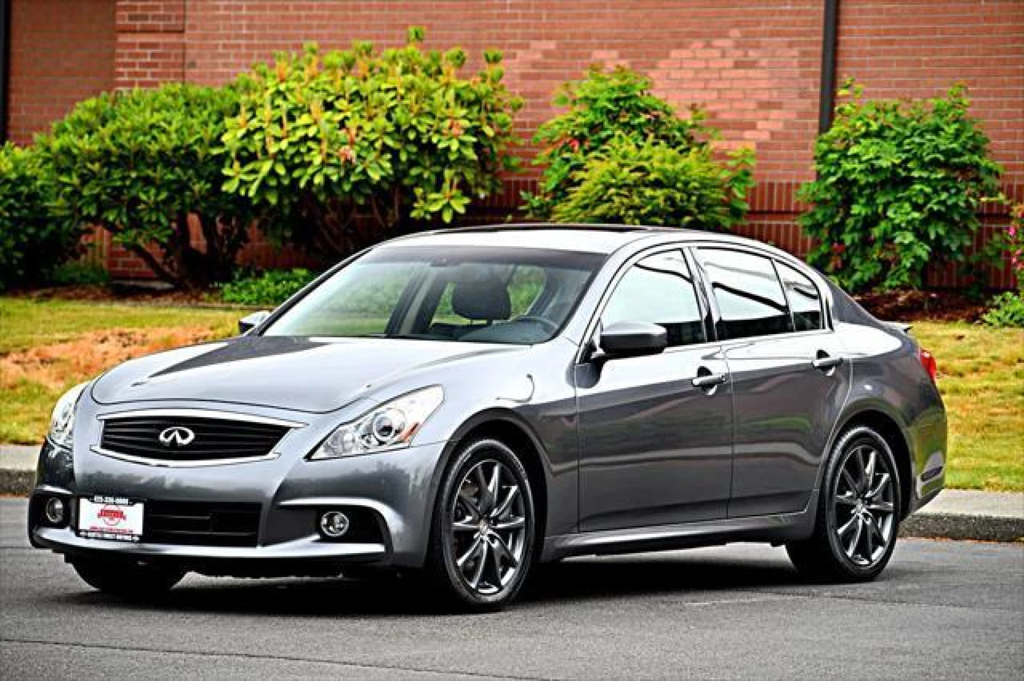 2013 INFINITI G37x Base