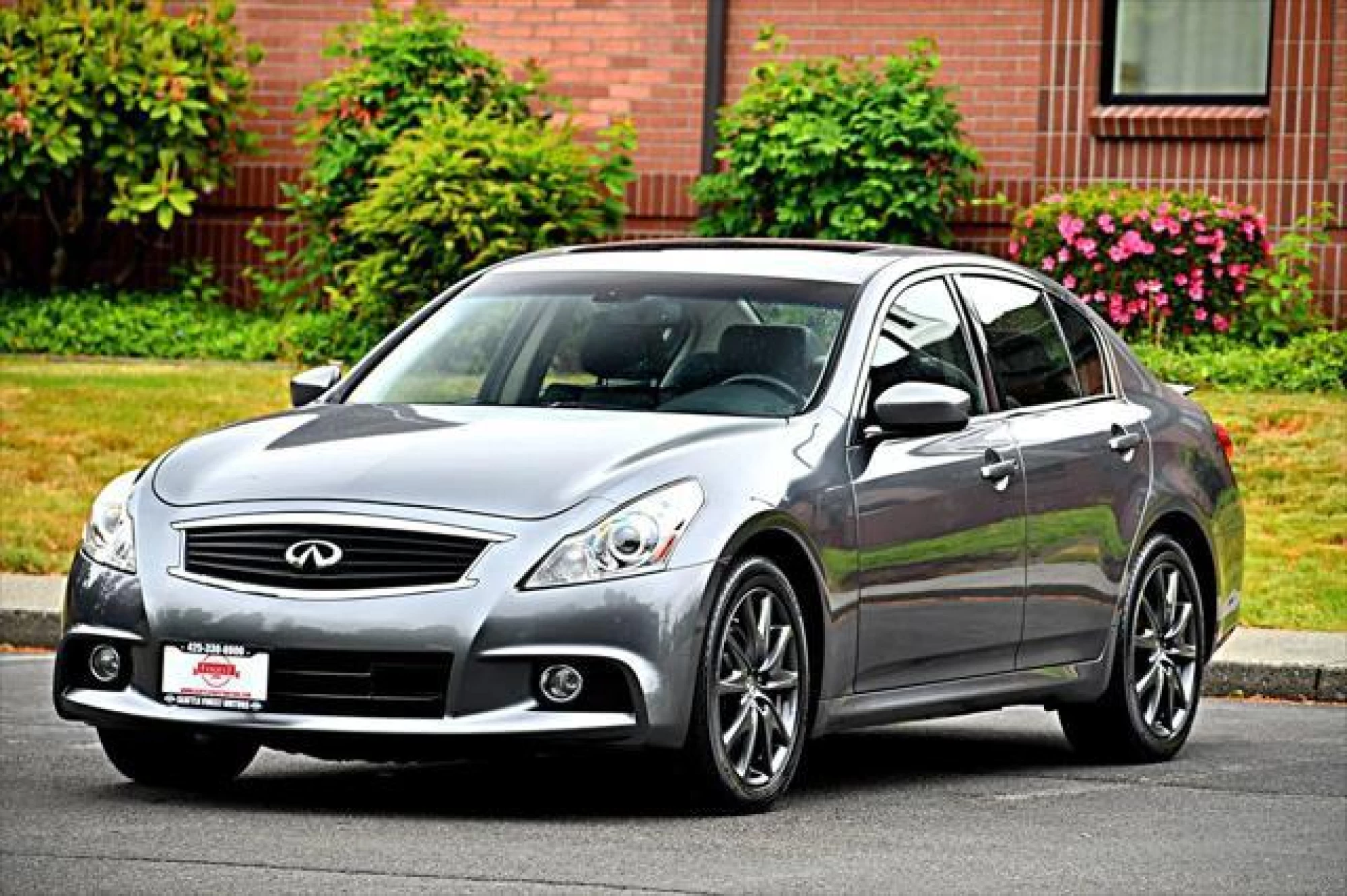 2013 INFINITI G37x Base