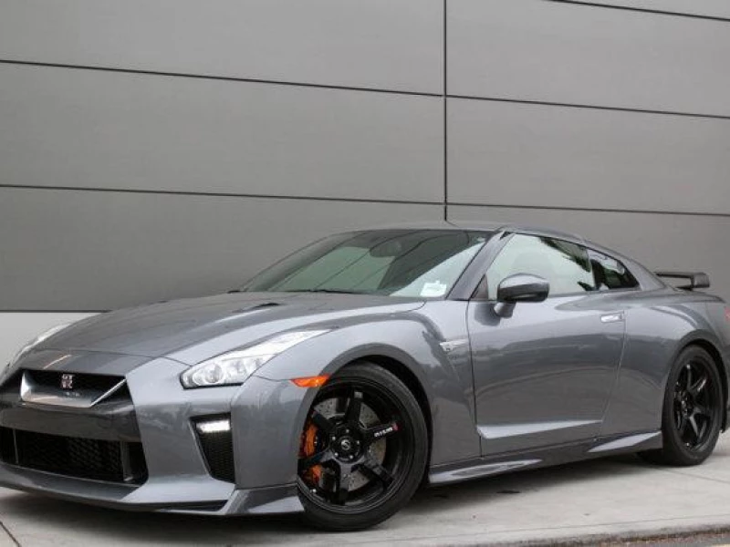 2017 Nissan GT-R Track Edition