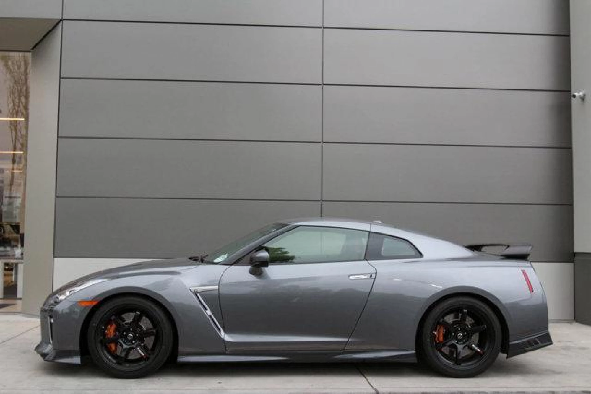 2017 Nissan GT-R Track Edition