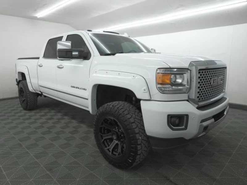 2016 GMC Sierra 2500 Denali