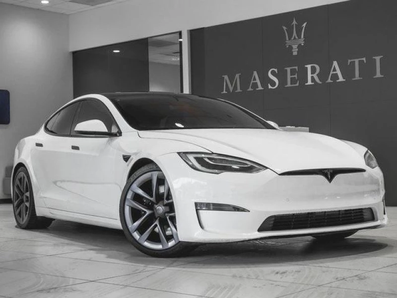 2022 Tesla Model S Plaid