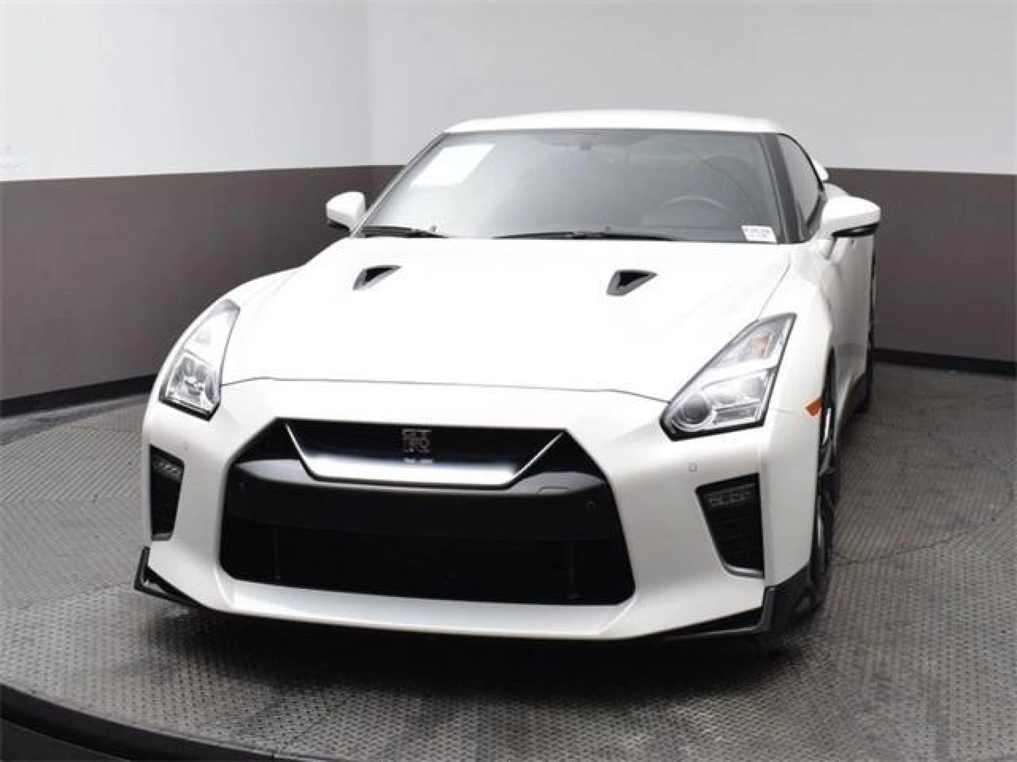 2021 Nissan GT-R Premium