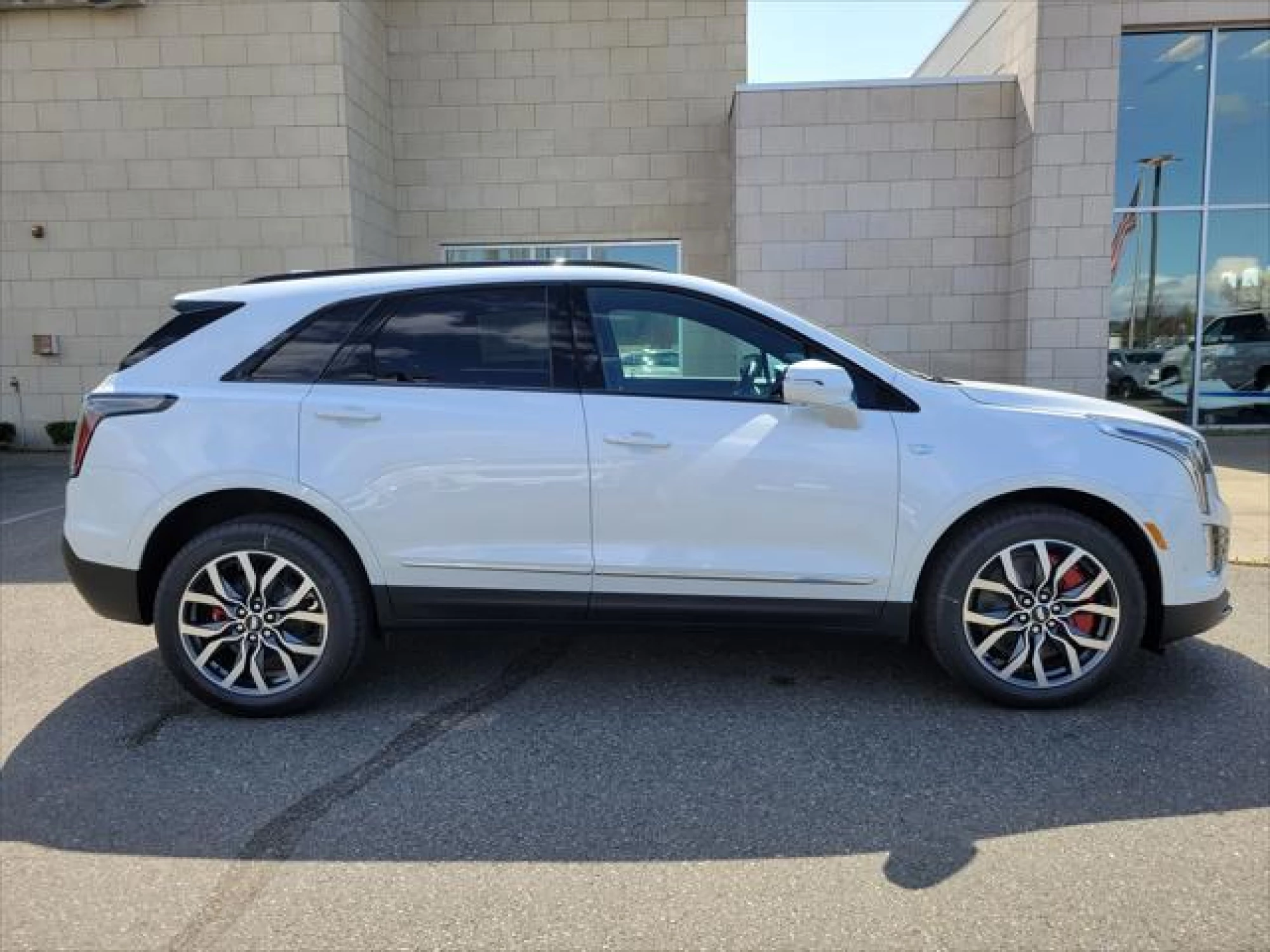 2023 Cadillac XT5 Sport