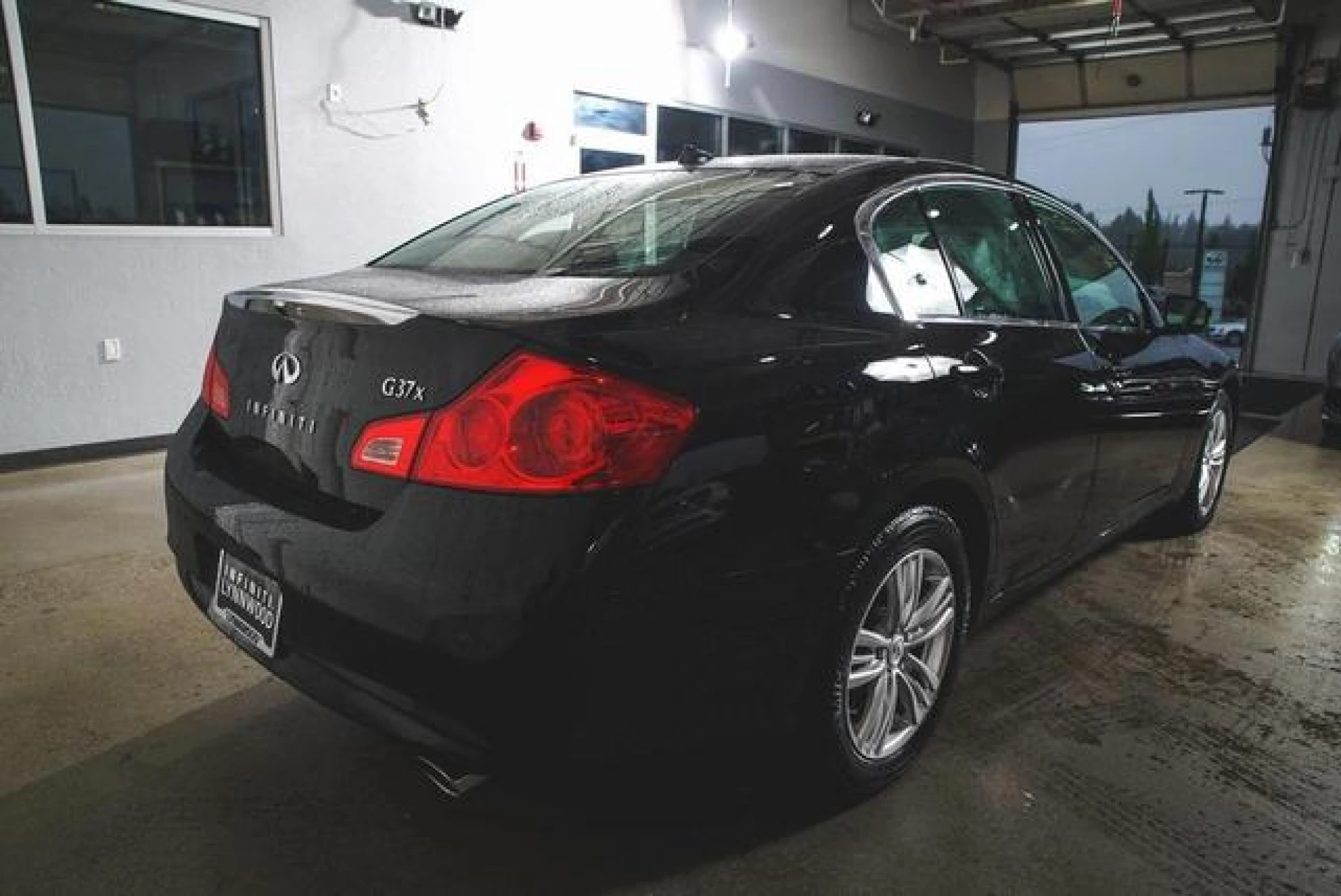 2013 INFINITI G37x Base