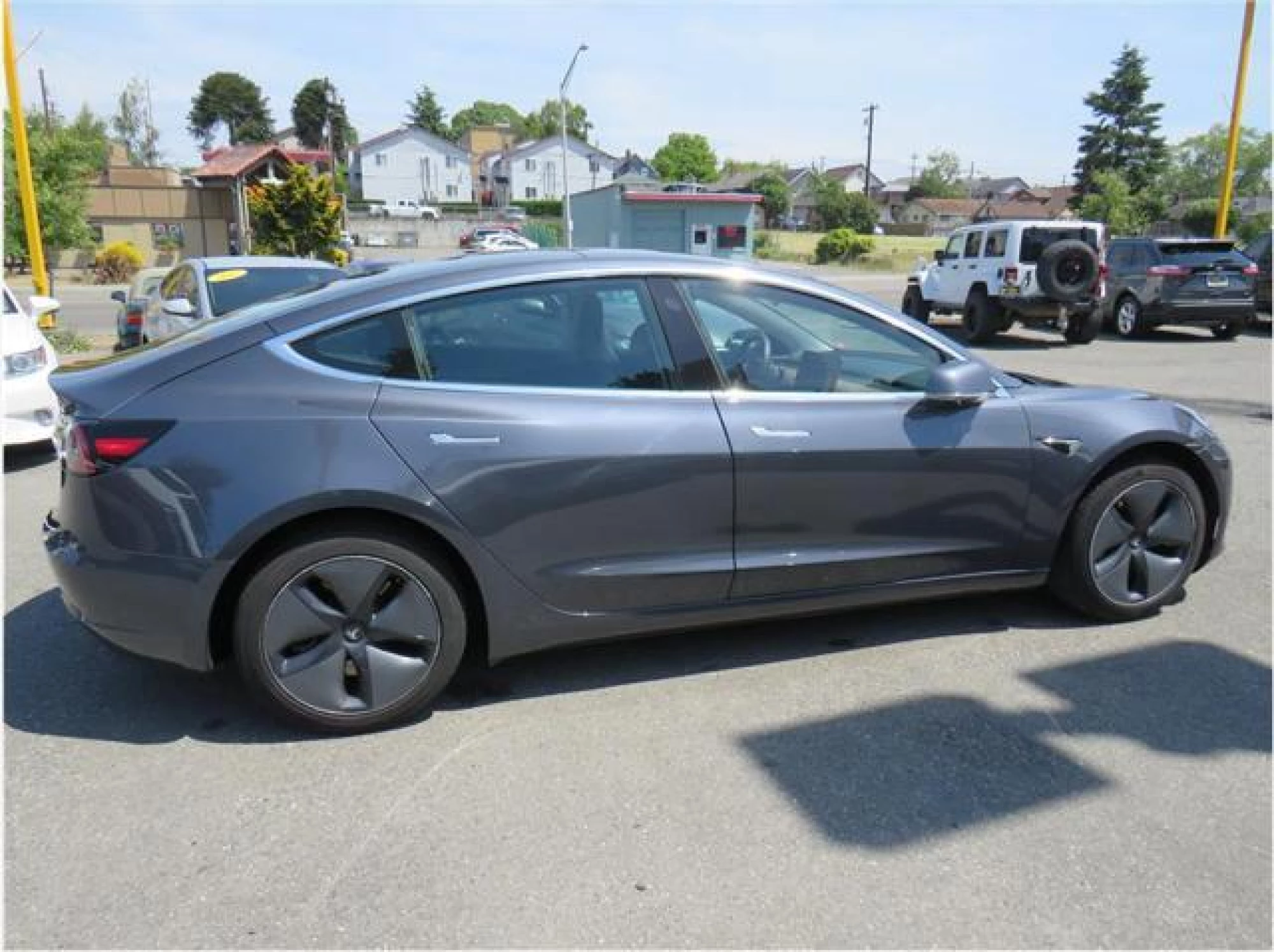 2020 Tesla Model 3 Standard Range