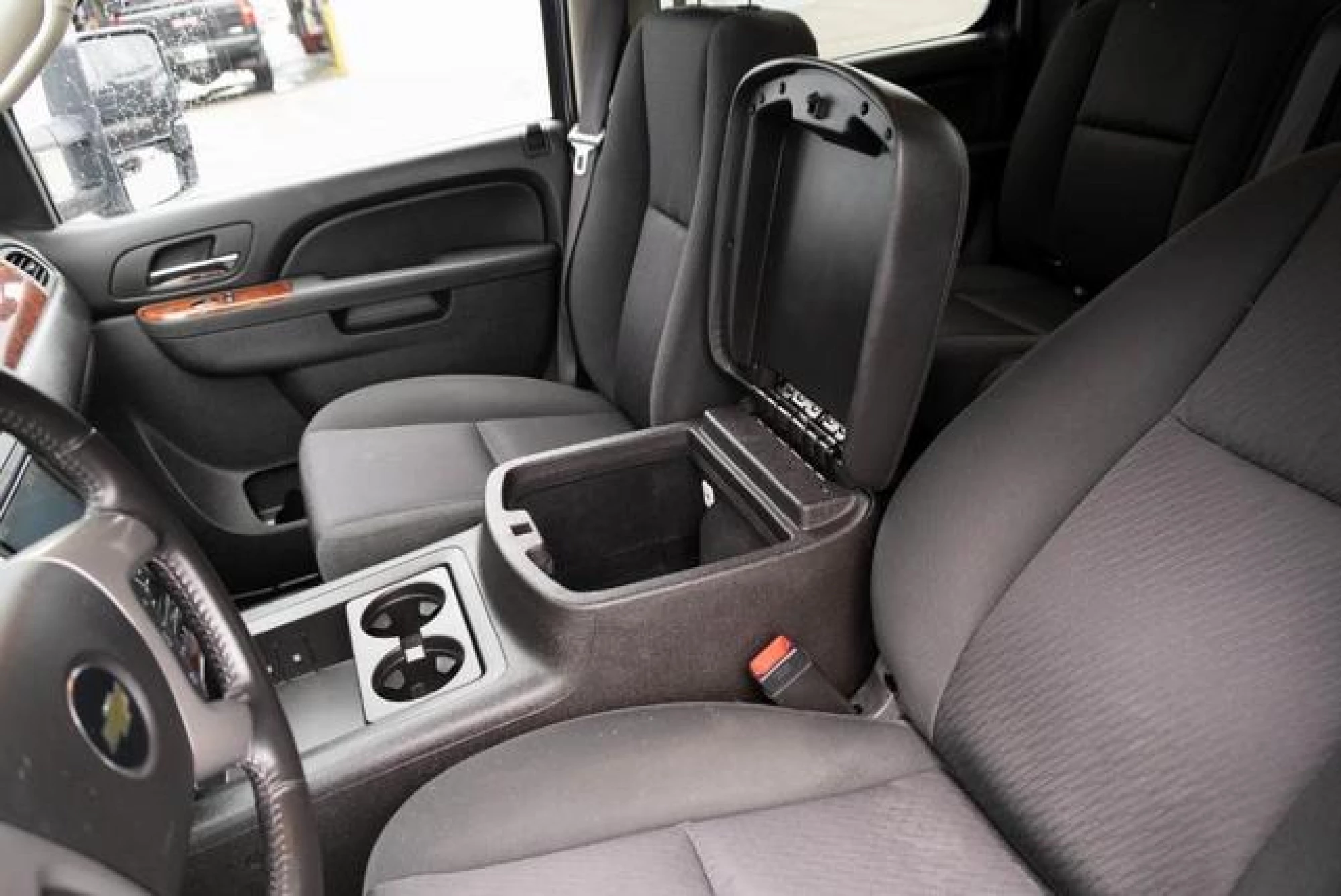 2013 Chevrolet Avalanche LS