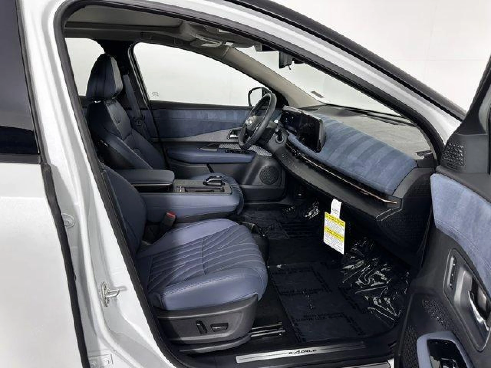 2023 Nissan ARIYA PLATINUM+
