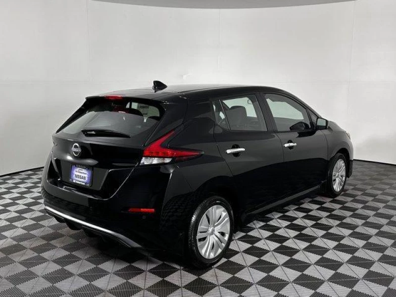 2023 Nissan Leaf S