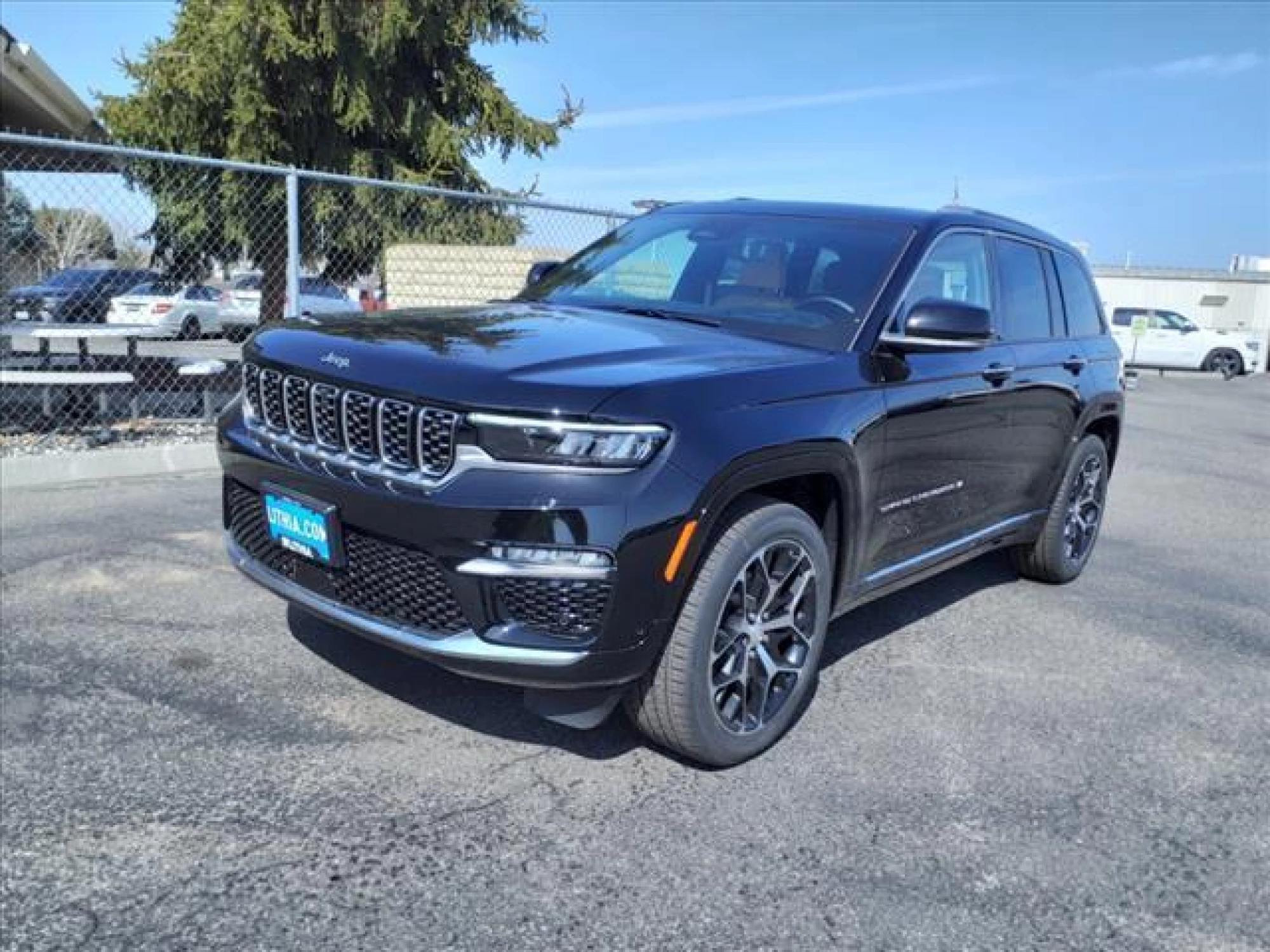 2023 Jeep Grand Cherokee Summit