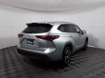2021 Toyota Highlander XLE FWD