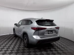2021 Toyota Highlander XLE FWD