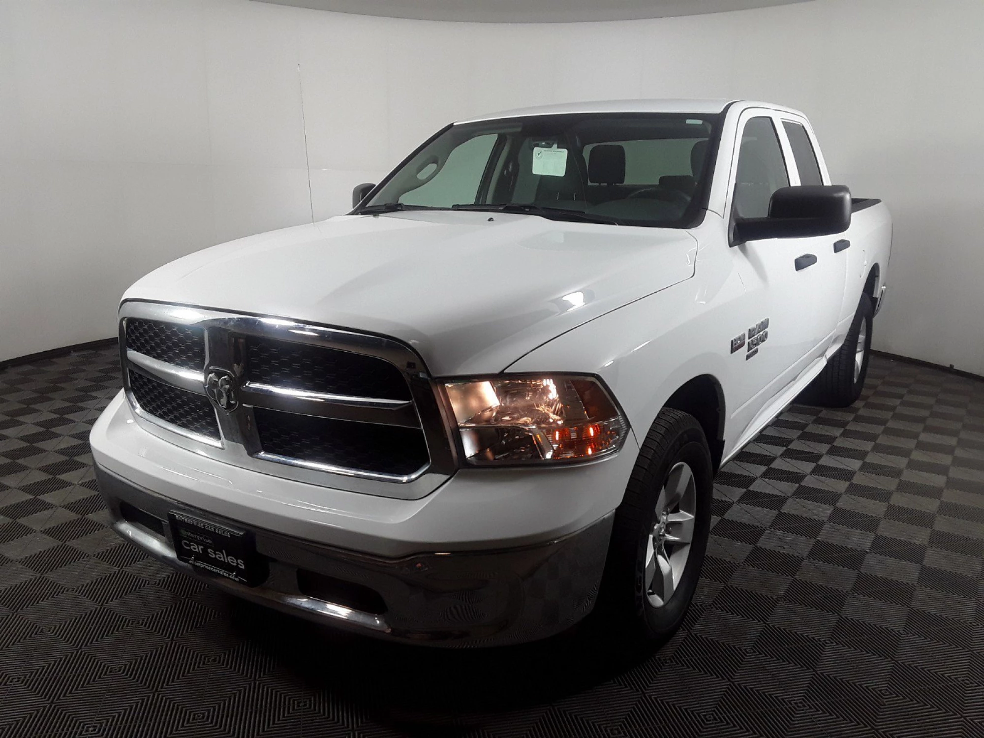2019 RAM 1500 Classic Tradesman 4X2 Quad Cab 6'4" Box