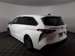 2021 Toyota Sienna LE FWD 8-Passenger