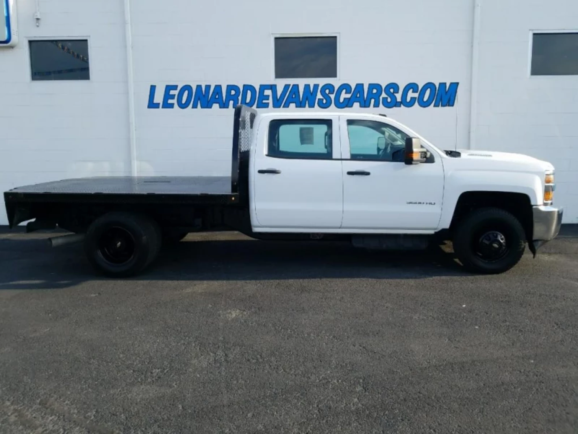 Used Chevrolet Silverado 4 Door Cab; Crew; Chassis V8, 6.6L 2019