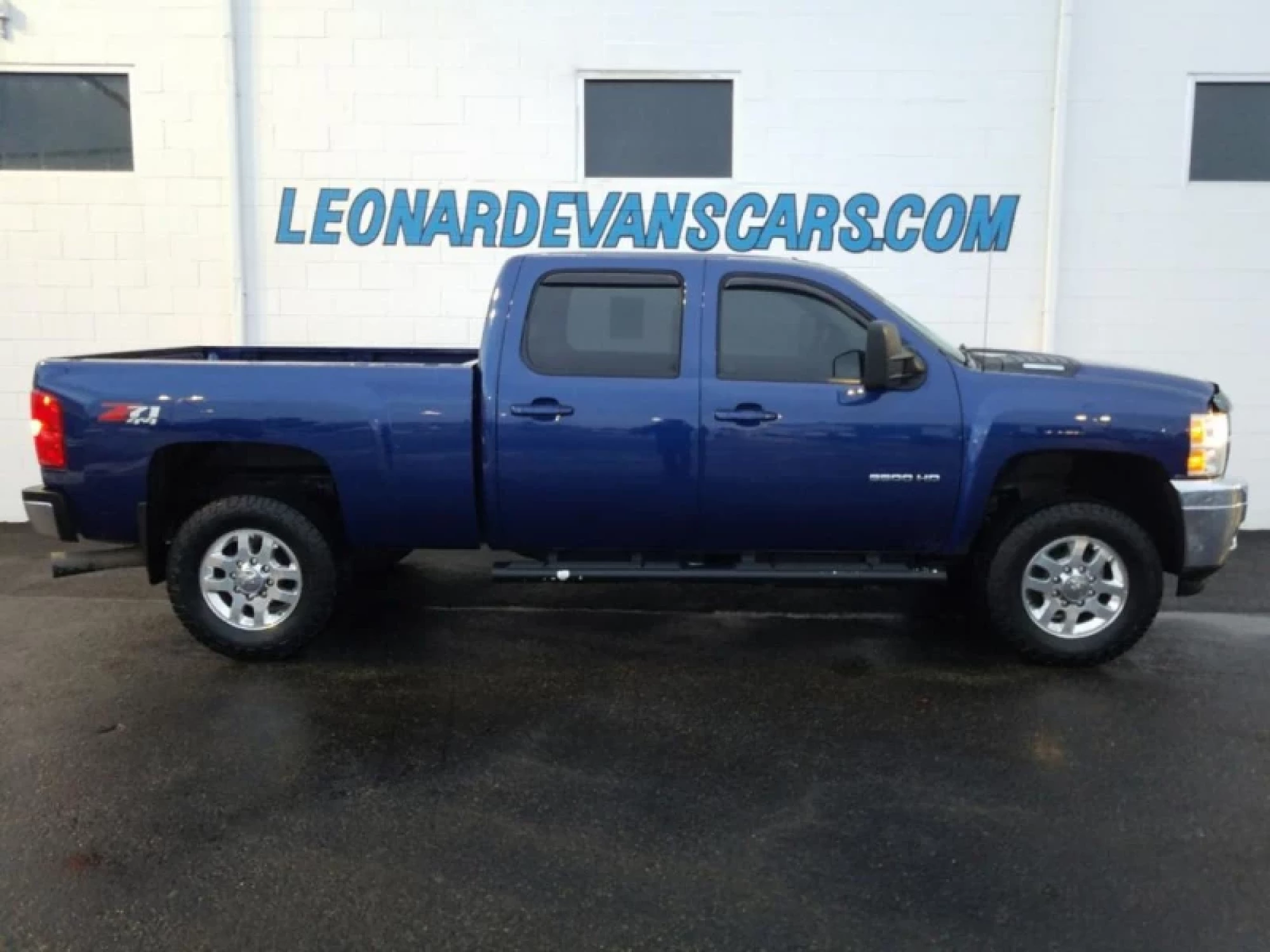 Used Chevrolet Silverado 4 Door Cab; Crew V8, 6.6L 2014