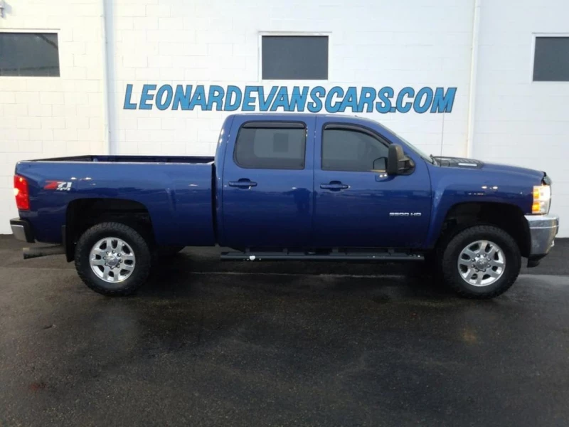 Used Chevrolet Silverado 4 Door Cab; Crew V8, 6.6L 2014