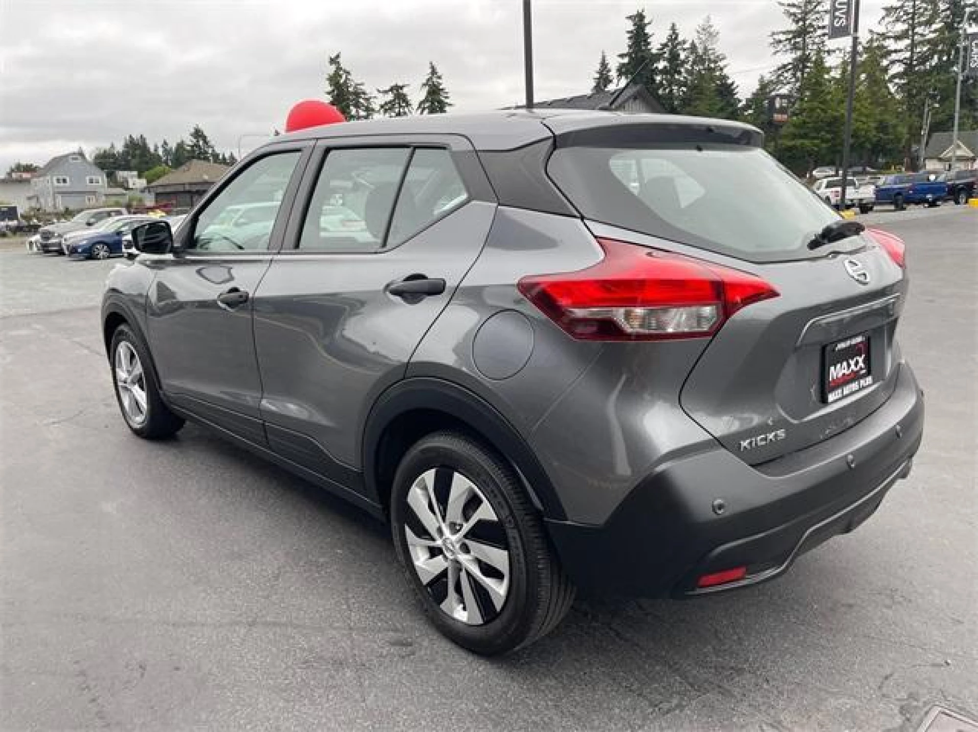 2020 Nissan Kicks S