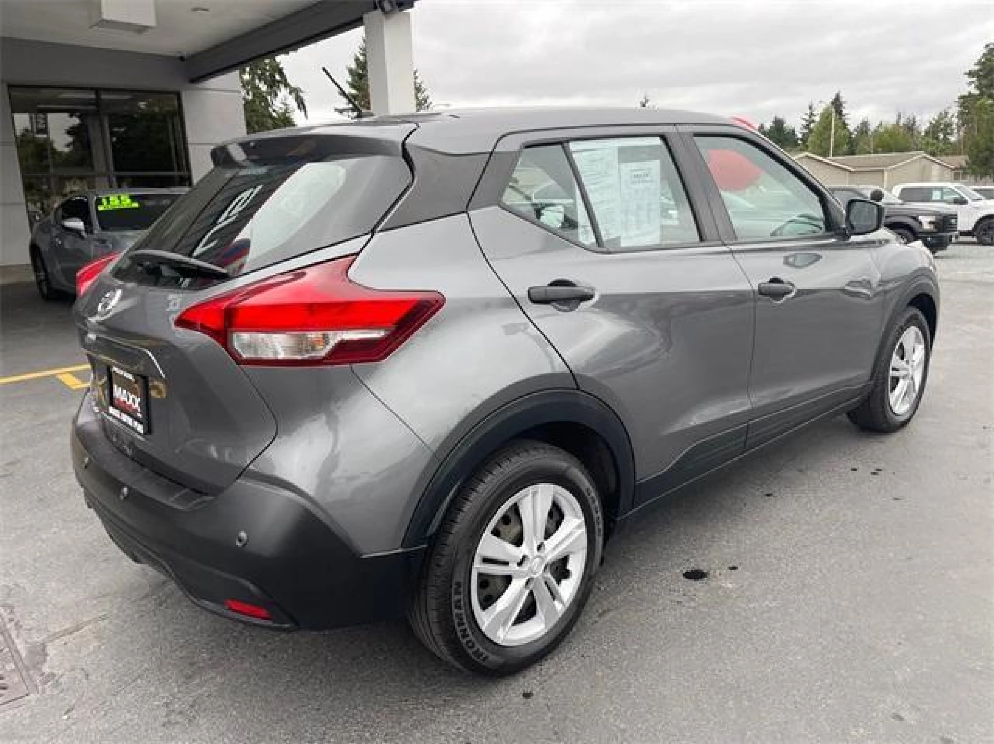 2020 Nissan Kicks S