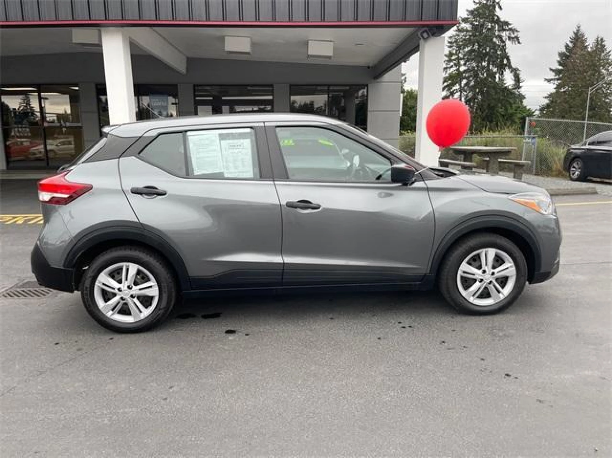 2020 Nissan Kicks S