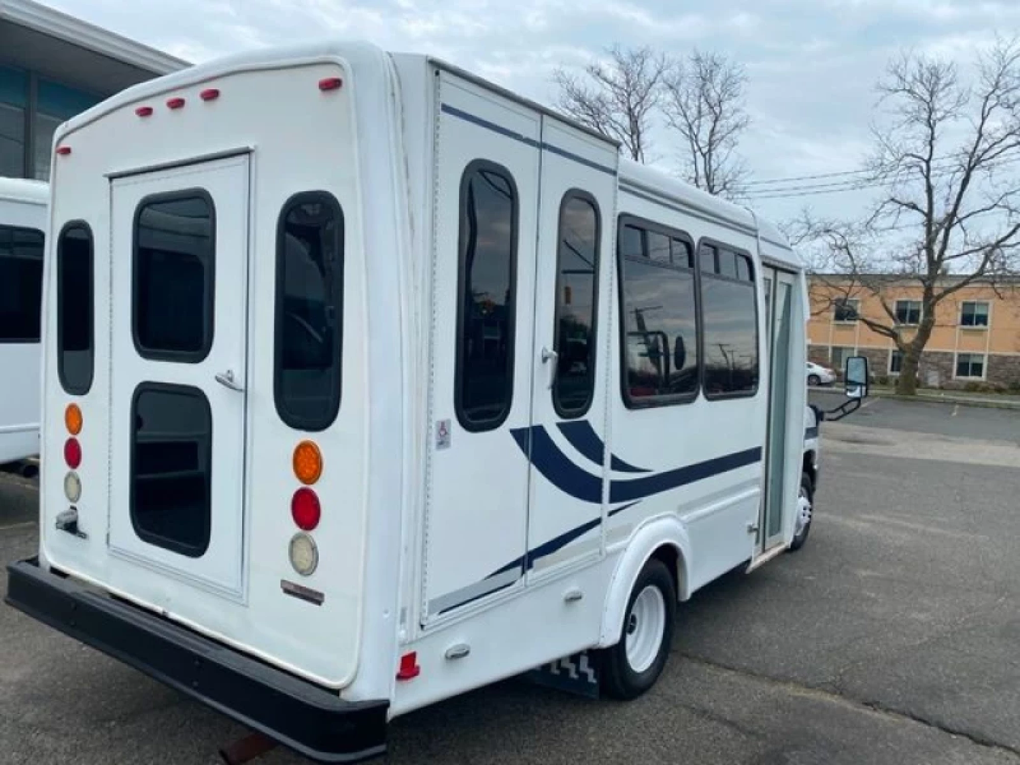 Used 2013 Ford E350 Non-CDL Wheelchair Shuttle Bus For Sale For Adults Medical Transport Mobility ADA Handicapped