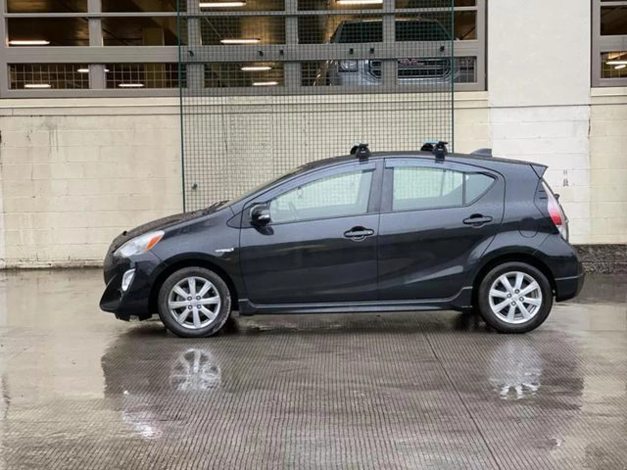 2017 Toyota Prius c Four