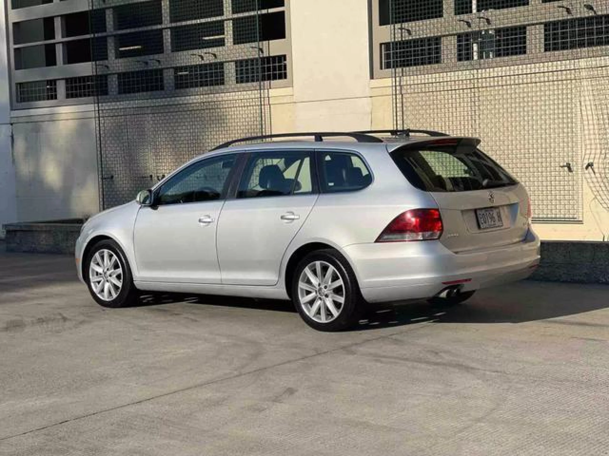 2014 Volkswagen Jetta SportWagen TDI