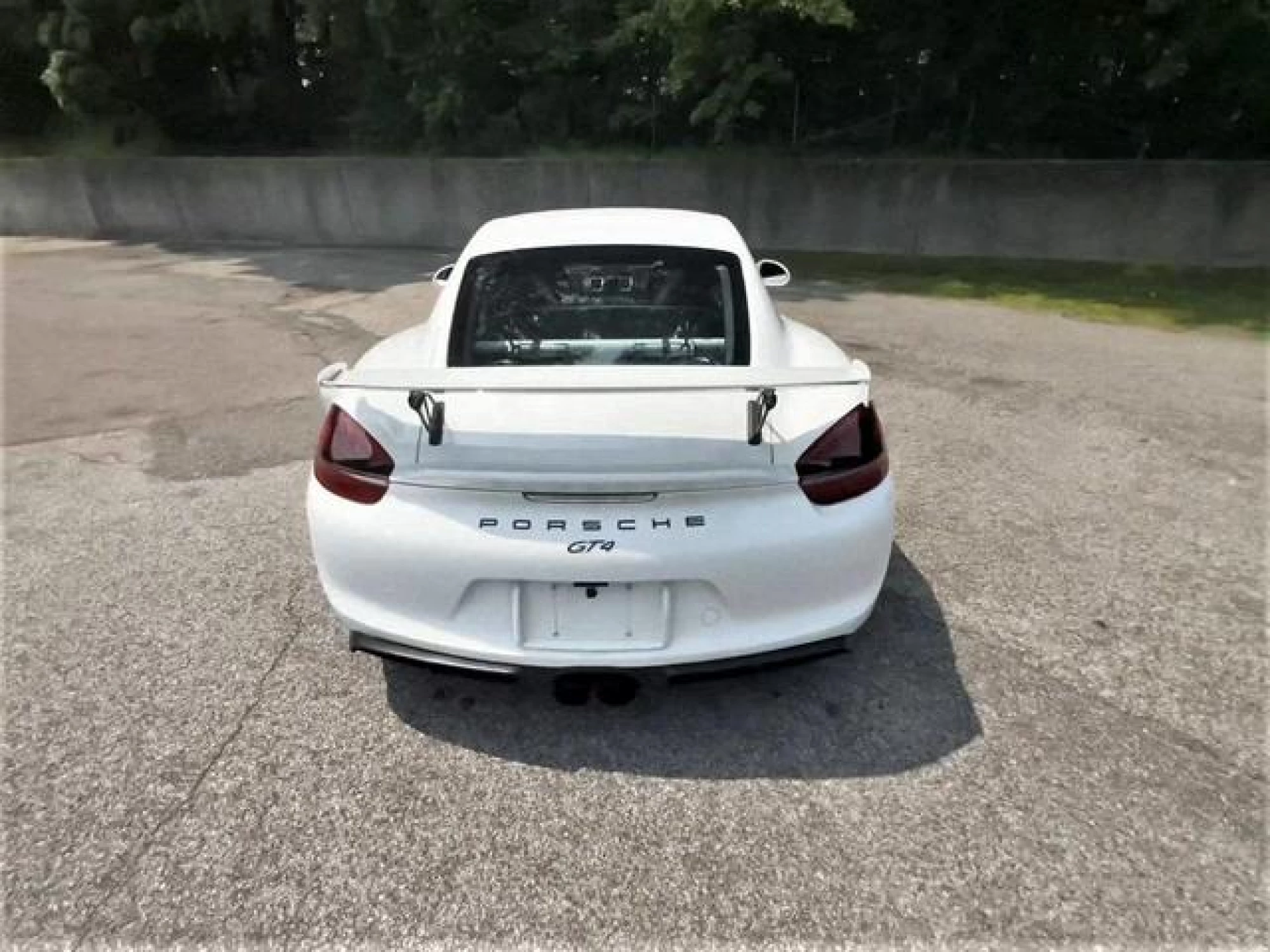 2016 Porsche Cayman GT4