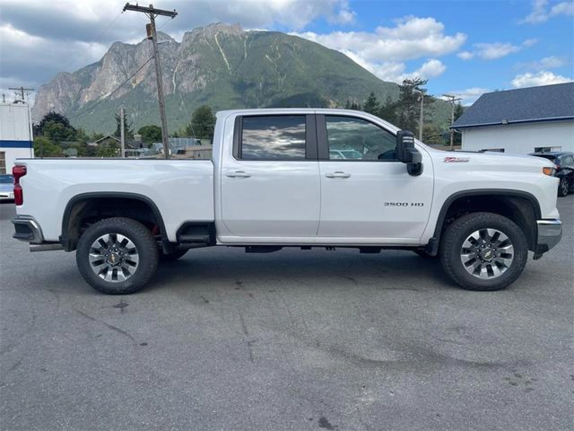 2024 Chevrolet Silverado 3500 LT